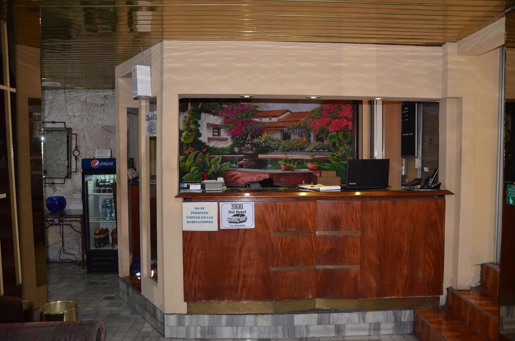 Hotel Posada Proceres Guatemala City Ngoại thất bức ảnh